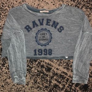 Long sleeve cropped shirt